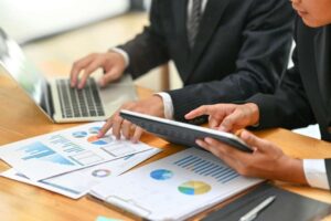 Data Analytics in Financial Services